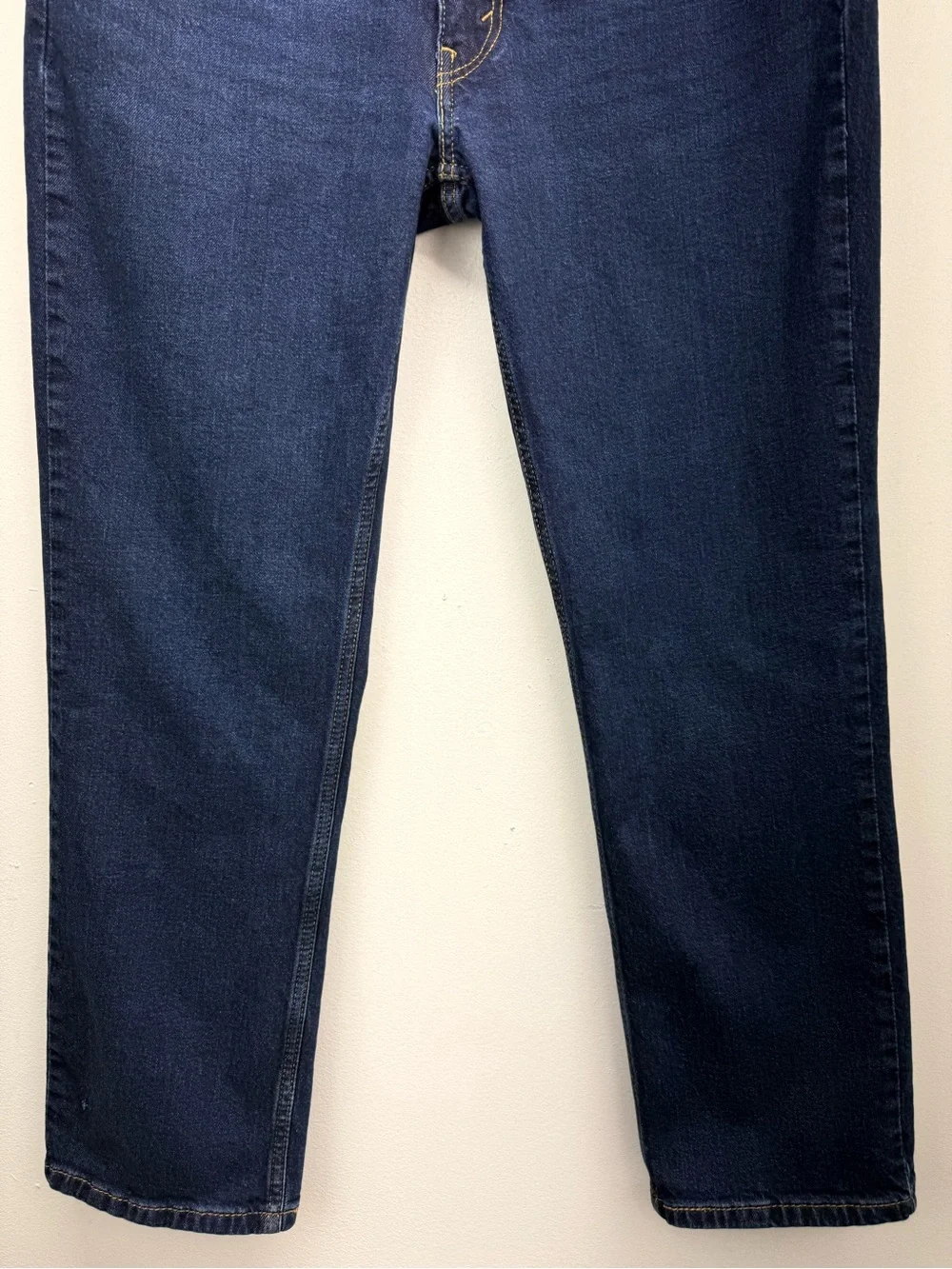 Levi’s 514 size 34x30 Men’s Blue Denim Straight Fit Jeans